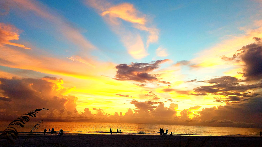 5 Perks of Choosing a Plumlee Florida Beach Condo Rental Indian Rocks