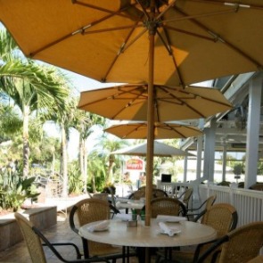 Guppy's Grill and Bar on the Beach | Plumlee Indian Rocks Beach Vacation Rentals