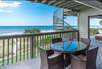 Pelican Pointe Gulf Front Vacation Rental | Plumlee Vacation Rentals in Indian Rocks Beach, Florida