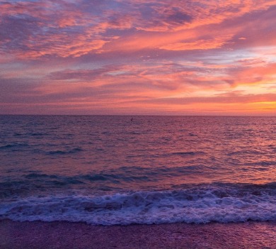 Indian Rocks Beach at sunset | Plumlee Vacation Rentals