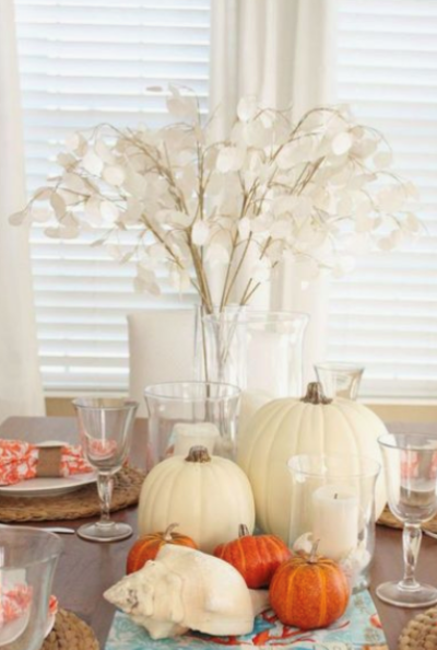 Coral and Teal Table Setting | Plumlee Indian Rocks Beach Vacation Rentals