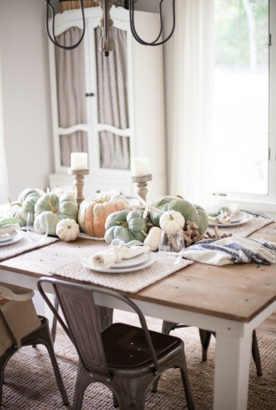 Neutral and Natural Thanksgiving Table Setting | Plumlee Indian Rocks Beach Vacation Rentals