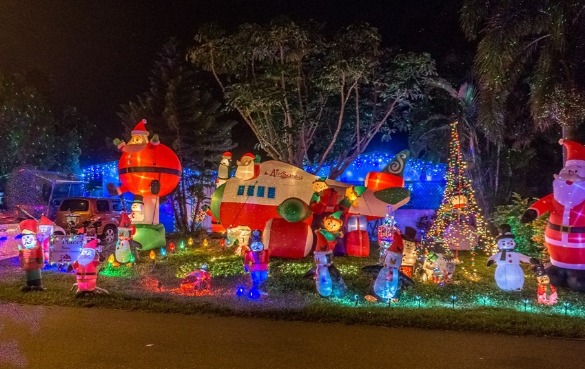 Indian Shores Holiday Decoration Competition Winners | Plumlee Realty