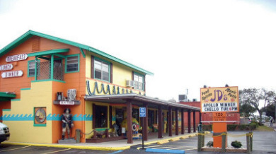 JD's Restaurant and Lounge | Plumlee Vacation Condo Rentals Indian Rocks Beach, FL