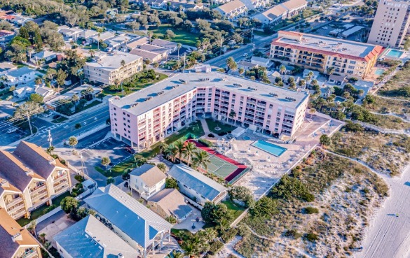 Reef Club Eco-Friendly Condos in Indian Rocks Beach, Florida | Plumlee Indian Rocks Beach Vacation Rentals