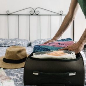 Unpack your luggage upon arrival | Plumlee Indian Rocks Beach Rentals